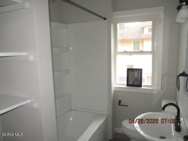 2537 Fulton Street, Toledo, OH 43610