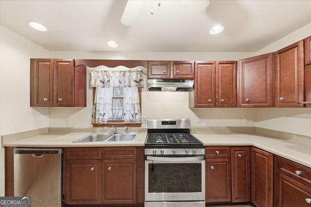 1930 Cummings Drive SW, Atlanta, GA 30311