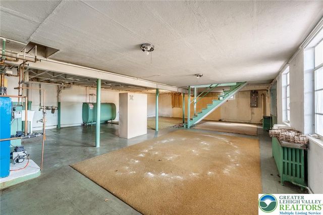 1327 West Wyoming Street, Allentown City, PA 18103