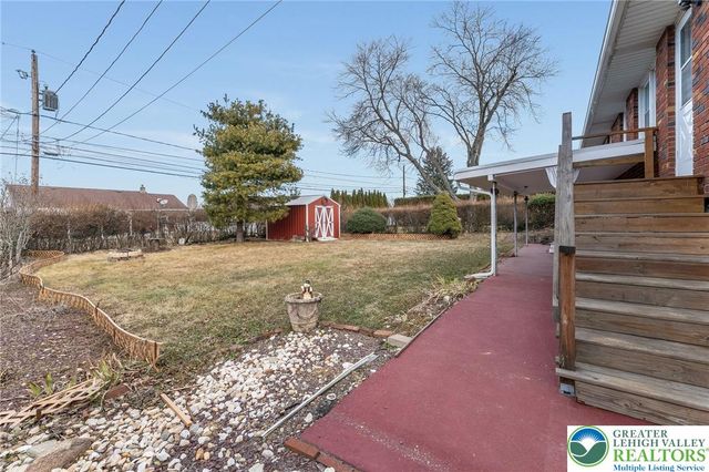 1327 West Wyoming Street, Allentown City, PA 18103