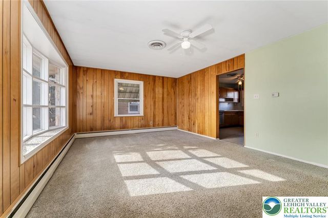 1327 West Wyoming Street, Allentown City, PA 18103