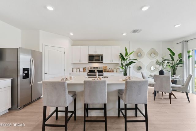 1009 5th Street, Port Orange, FL 32129