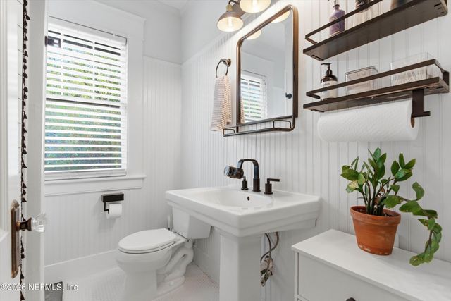 2221 POST Street, Jacksonville, FL 32204