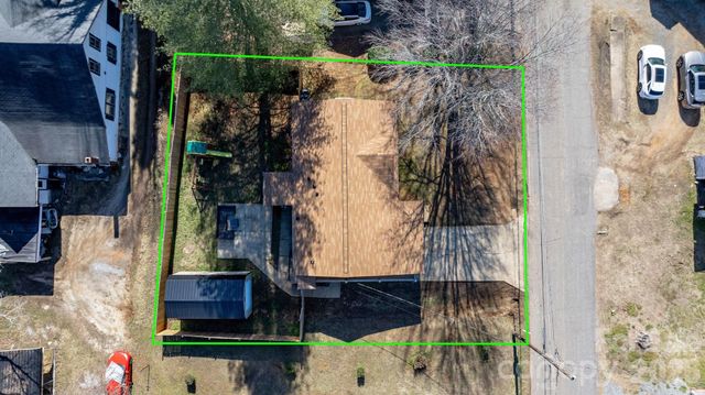 606 Prospect Street NW, Lenoir, NC 28645