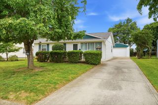 1096 Moncrief Avenue, Columbus, OH 43207