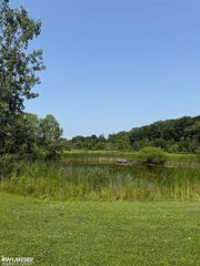 55451 Zuhlke Road, Chesterfield, MI 48051