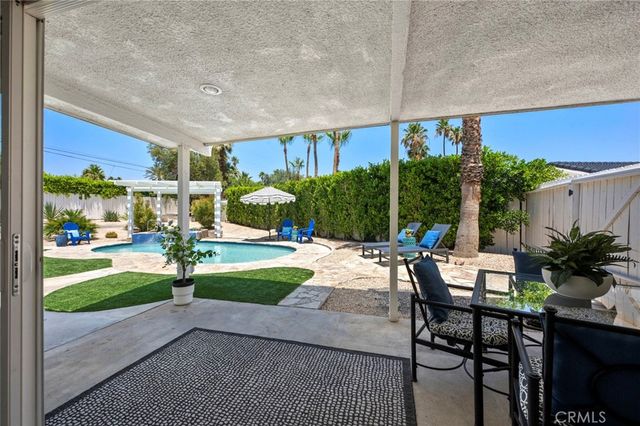 767 E El Escudero, Palm Springs, CA 92262