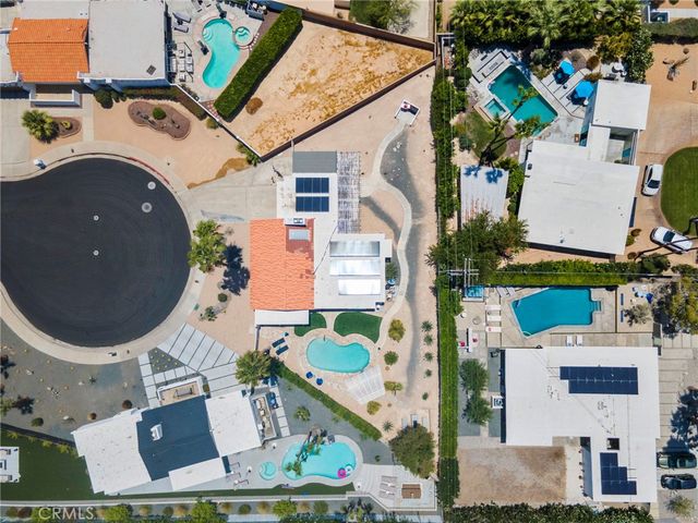767 E El Escudero, Palm Springs, CA 92262