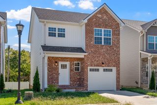 511 Charleston Cove Way, Clarksville, TN 37043
