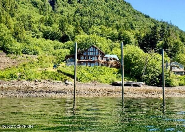 2.75 Mile Port Saint Nicholas, Craig, AK 99921