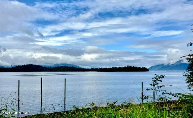 2.75 Mile Port Saint Nicholas, Craig, AK 99921