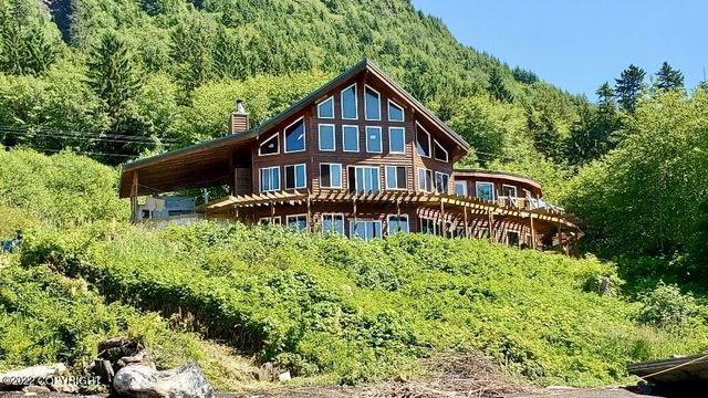 2.75 Mile Port Saint Nicholas, Craig, AK 99921