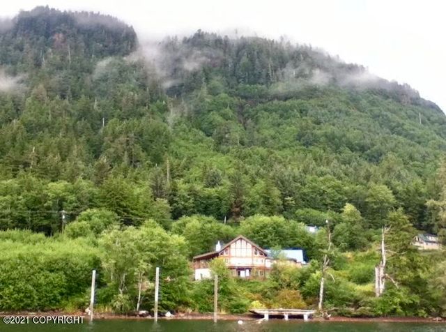 2.75 Mile Port Saint Nicholas, Craig, AK 99921