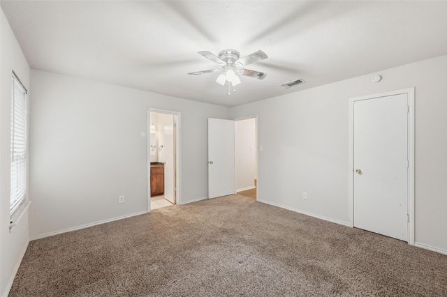 5910 Willow View Drive, Arlington, TX 76017