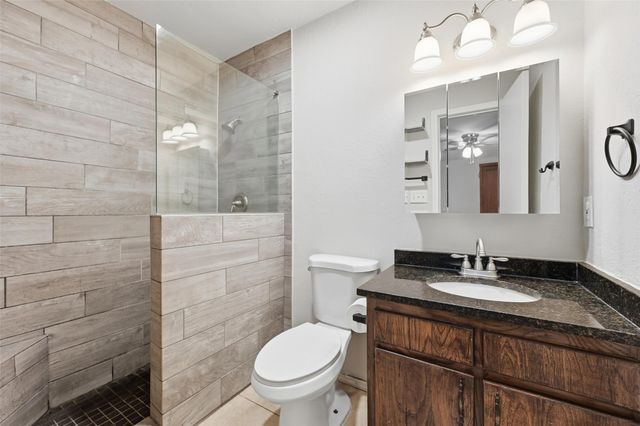 5910 Willow View Drive, Arlington, TX 76017