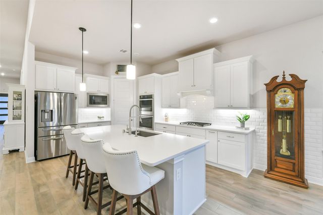 21819 Albertine Drive, Tomball, TX 77377