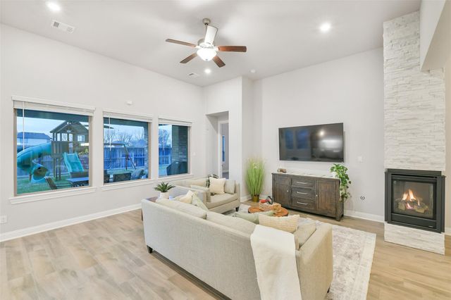 21819 Albertine Drive, Tomball, TX 77377