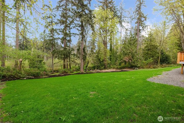21579 Howard Avenue NE, Kingston, WA 98346