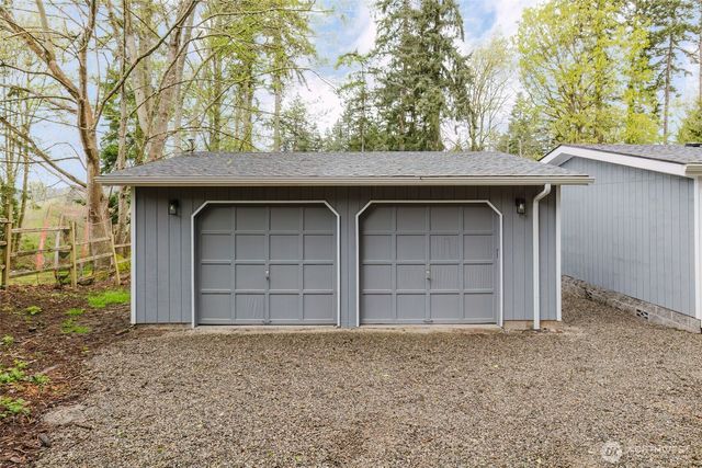 21579 Howard Avenue NE, Kingston, WA 98346
