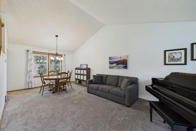 10358 Lee Drive, Eden Prairie, MN 55347