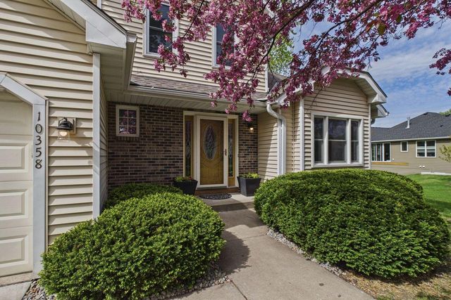 10358 Lee Drive, Eden Prairie, MN 55347