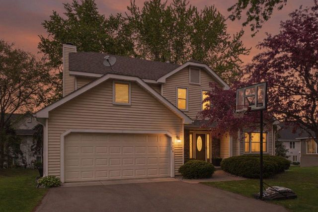 10358 Lee Drive, Eden Prairie, MN 55347