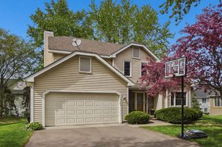 10358 Lee Drive, Eden Prairie, MN 55347