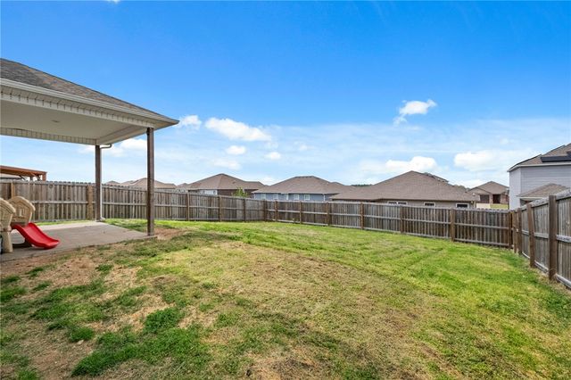 635 Woodcreek Loop, Lowell, AR 72745