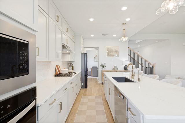 17229 Rossignol CV, Austin, TX 78738
