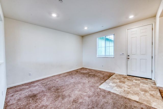 1469 Rinconada Drive, Madera, CA 93637