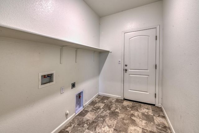 1469 Rinconada Drive, Madera, CA 93637