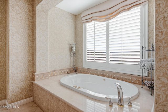 5068 Shady Trail Street, Simi Valley, CA 93063