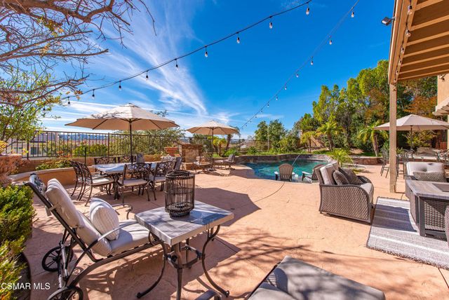 5068 Shady Trail Street, Simi Valley, CA 93063