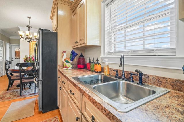 2892 Burroughs Rd., Galivants Ferry, SC 29544
