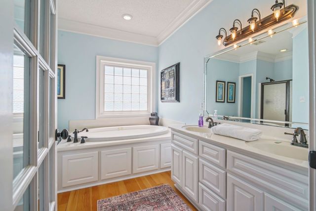 2892 Burroughs Rd., Galivants Ferry, SC 29544