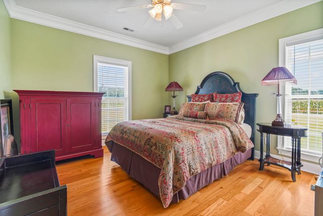 2892 Burroughs Rd., Galivants Ferry, SC 29544