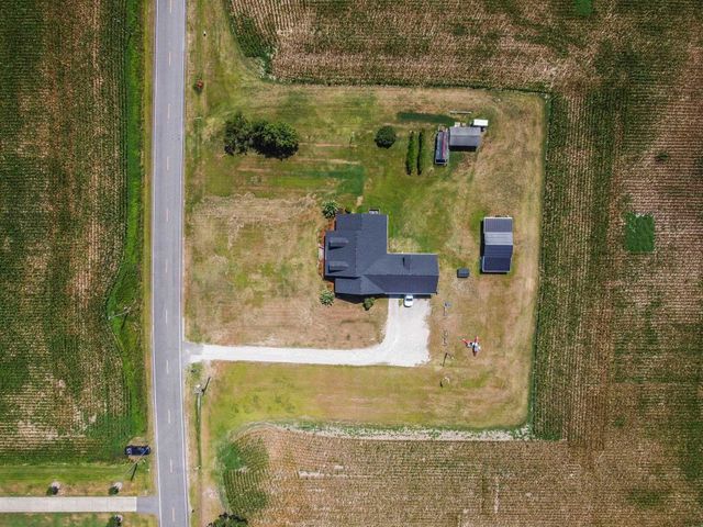 2892 Burroughs Rd., Galivants Ferry, SC 29544