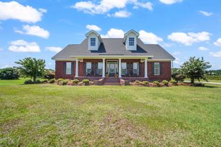 2892 Burroughs Rd., Galivants Ferry, SC 29544