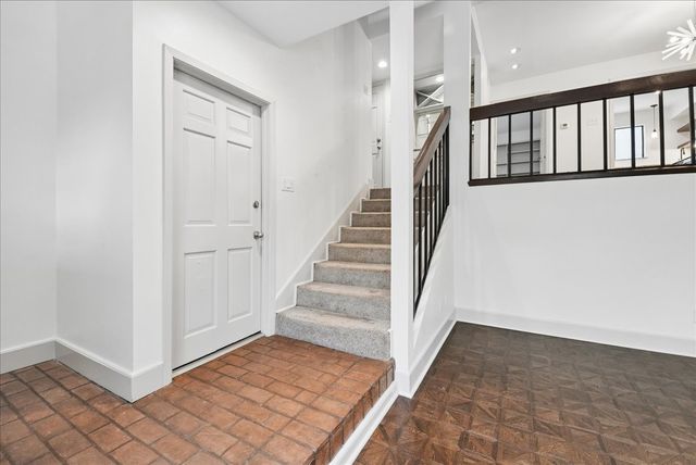 3618 Gillespie Street 108, Dallas, TX 75219