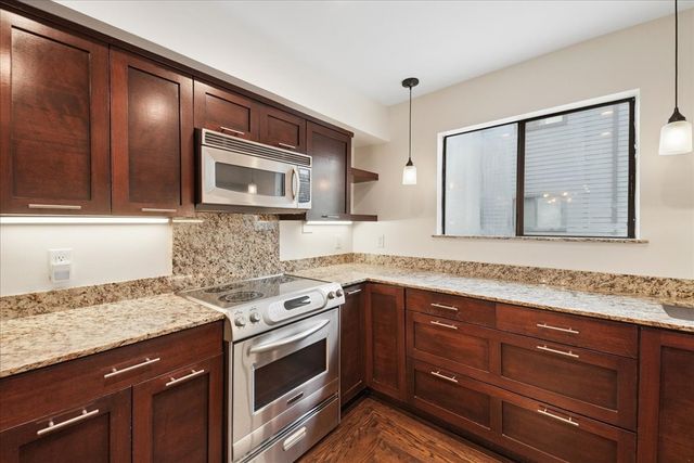 3618 Gillespie Street 108, Dallas, TX 75219