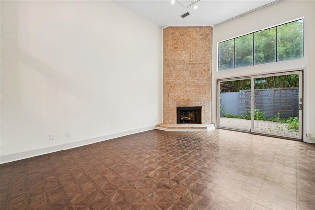 3618 Gillespie Street 108, Dallas, TX 75219
