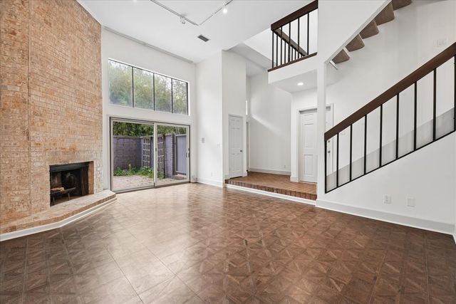 3618 Gillespie Street 108, Dallas, TX 75219