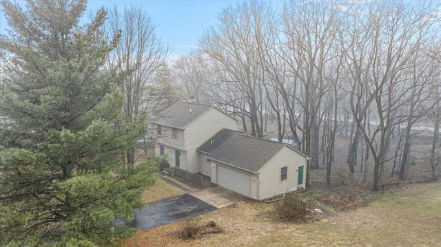 2654 Quail Run Street, Rochester, MI 48306