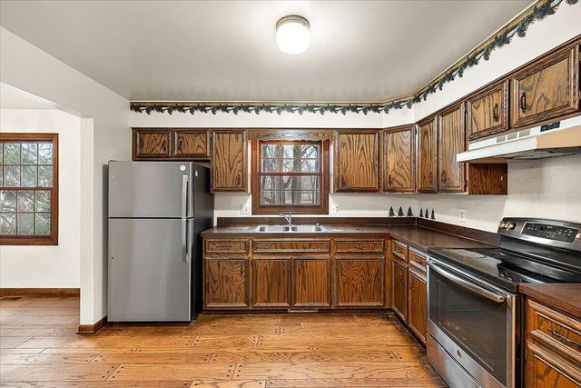 2654 Quail Run Street, Rochester, MI 48306