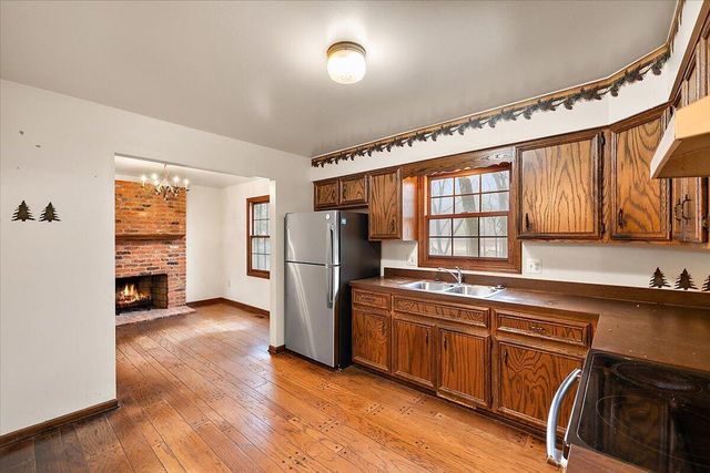 2654 Quail Run Street, Rochester, MI 48306
