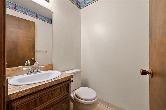 2654 Quail Run Street, Rochester, MI 48306