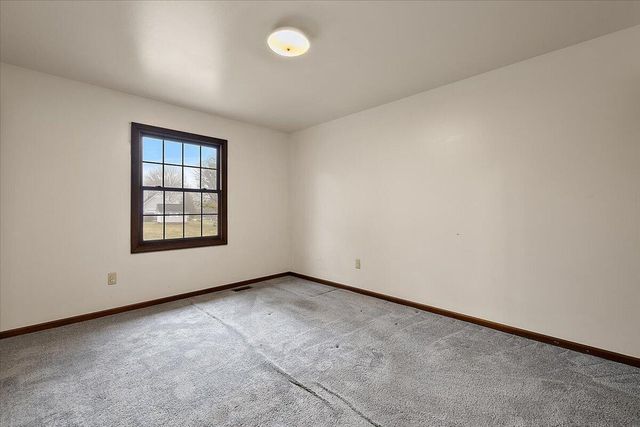 2654 Quail Run Street, Rochester, MI 48306
