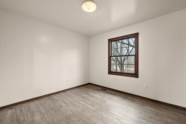 2654 Quail Run Street, Rochester, MI 48306