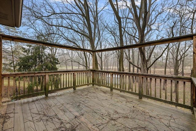 2654 Quail Run Street, Rochester, MI 48306