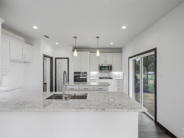7349 Golf Club Drive, Fort Worth, TX 76179